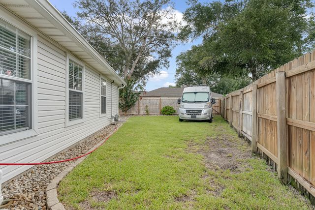 926 Scenic Oak Lane, Fort Walton Beach, FL 32547