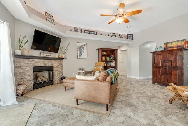 926 Scenic Oak Lane, Fort Walton Beach, FL 32547