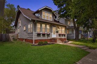 1812 Park Ave SE, Cedar Rapids, IA 52403