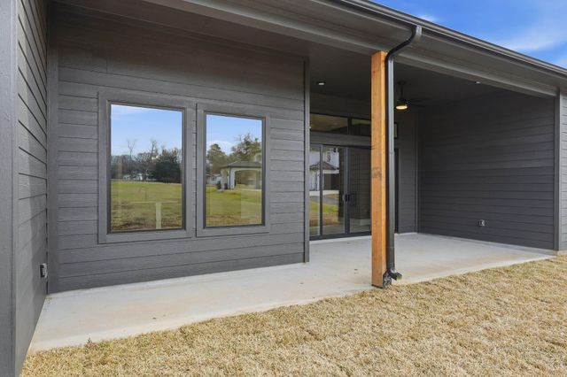 1202 Ada Street, New Waverly, TX 77358