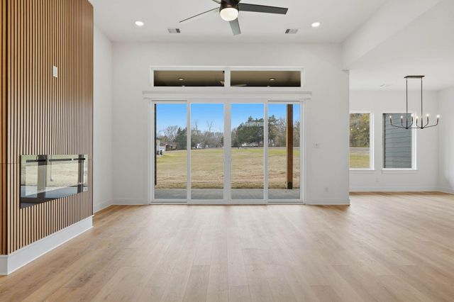 1202 Ada Street, New Waverly, TX 77358