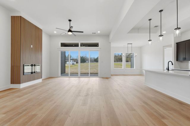 1202 Ada Street, New Waverly, TX 77358