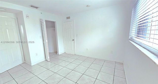 328 NW 12th Ave 11, Miami, FL 33128