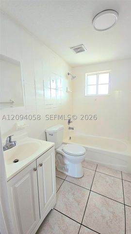 328 NW 12th Ave 11, Miami, FL 33128
