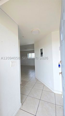 328 NW 12th Ave 11, Miami, FL 33128