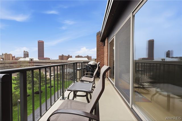 40 Waterfront Circle 406, Buffalo, NY 14202
