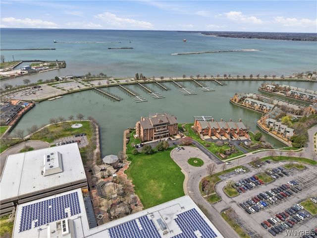 40 Waterfront Circle 406, Buffalo, NY 14202