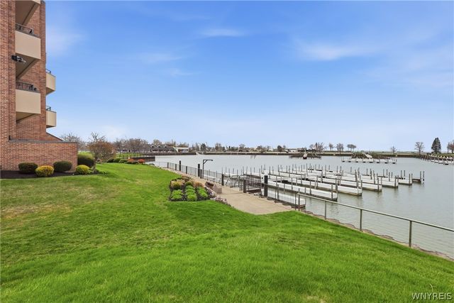 40 Waterfront Circle 406, Buffalo, NY 14202