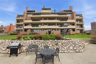 40 Waterfront Circle 406, Buffalo, NY 14202