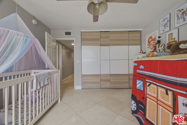 5301 Balboa Boulevard F8, Encino (los Angeles), CA 91316