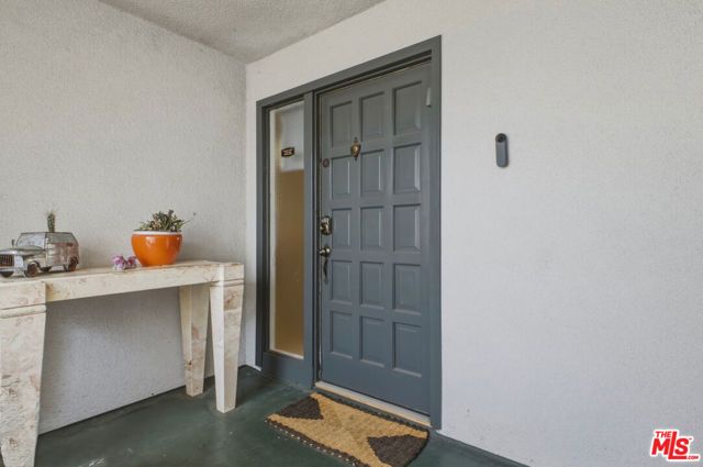 5301 Balboa Boulevard F8, Encino (los Angeles), CA 91316