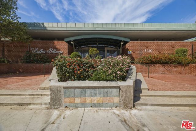 5301 Balboa Boulevard F8, Encino (los Angeles), CA 91316