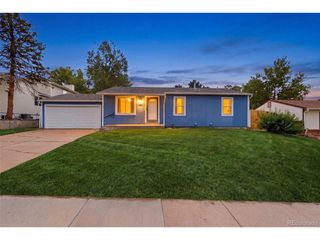 978 Pleasant View St, Castle Rock, CO 80104