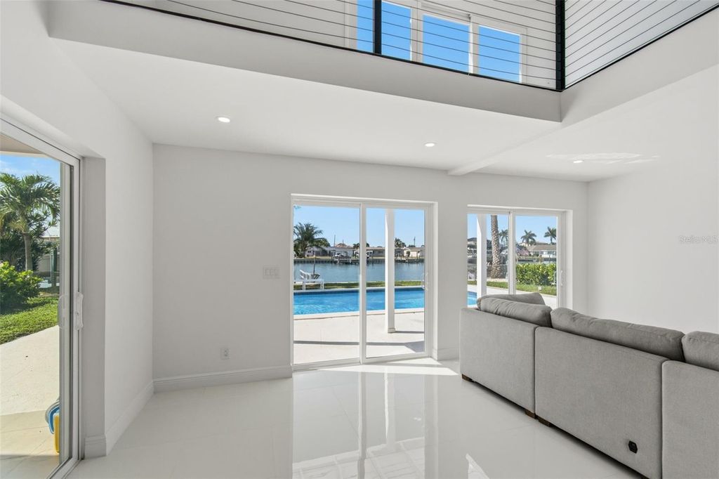 Image 20 of property listing at 755 CAPRI BOULEVARD, Treasure Island, FL 33706