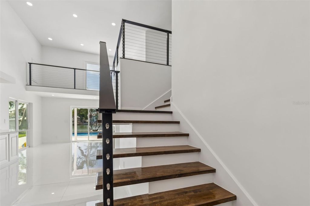 Image 26 of property listing at 755 CAPRI BOULEVARD, Treasure Island, FL 33706