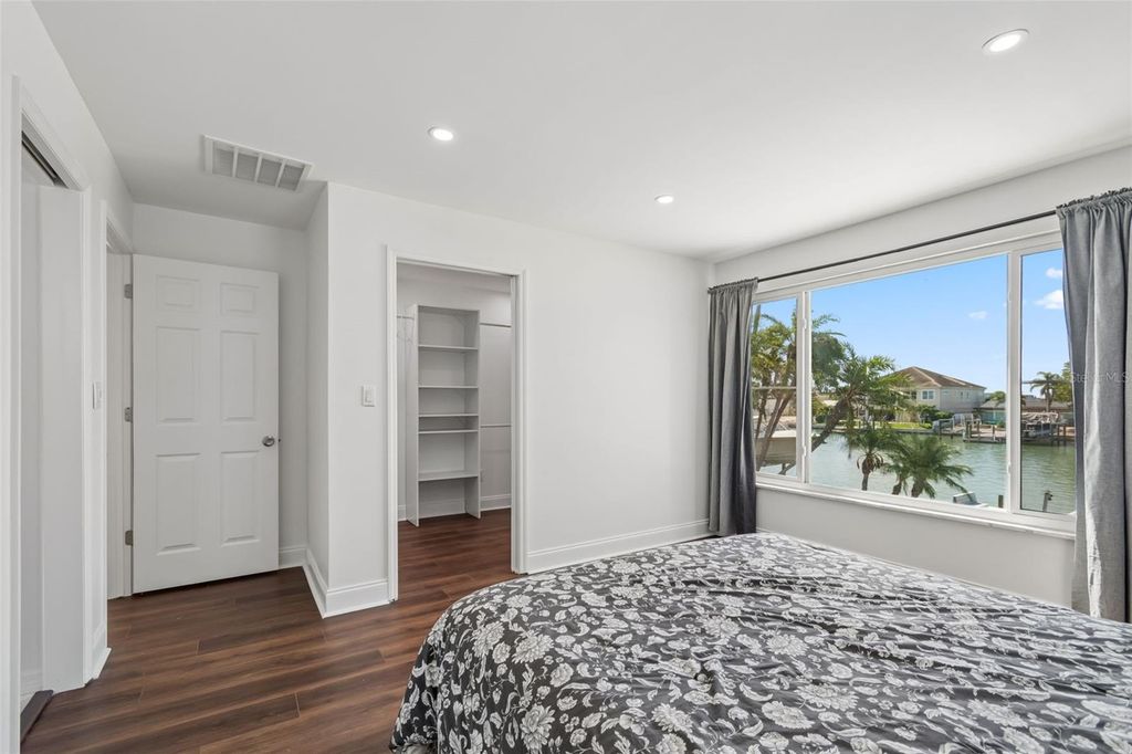 Image 31 of property listing at 755 CAPRI BOULEVARD, Treasure Island, FL 33706