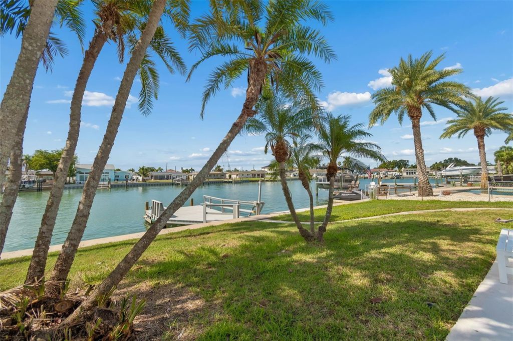 Image 47 of property listing at 755 CAPRI BOULEVARD, Treasure Island, FL 33706