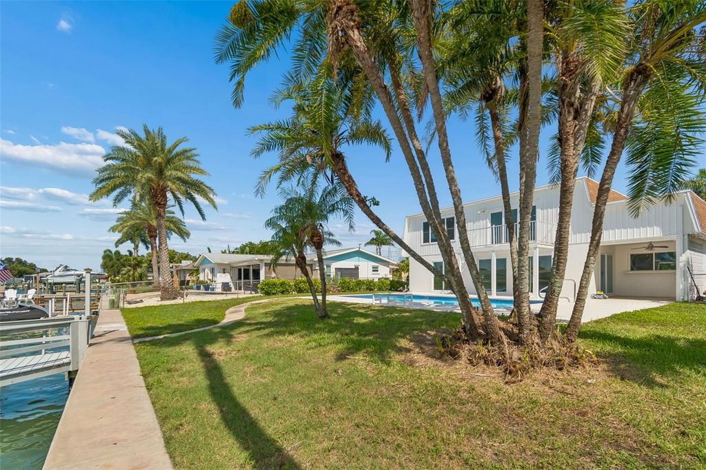 Image 48 of property listing at 755 CAPRI BOULEVARD, Treasure Island, FL 33706