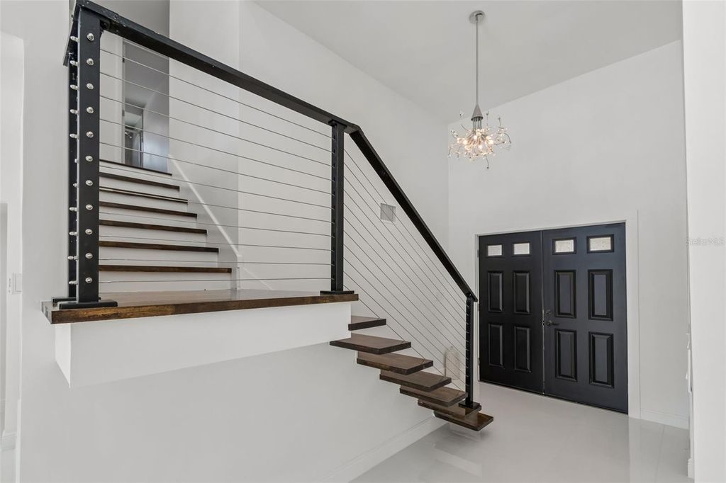 Image 6 of property listing at 755 CAPRI BOULEVARD, Treasure Island, FL 33706