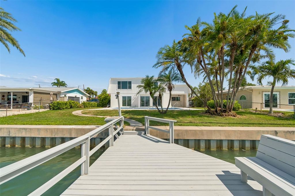 Image 51 of property listing at 755 CAPRI BOULEVARD, Treasure Island, FL 33706