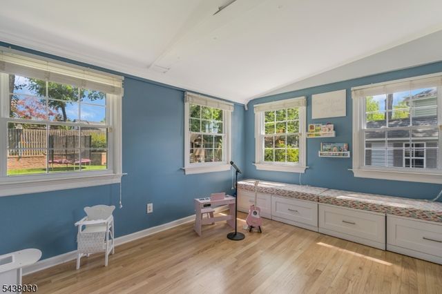 29 Bradford St, New Providence Boro, NJ 07974