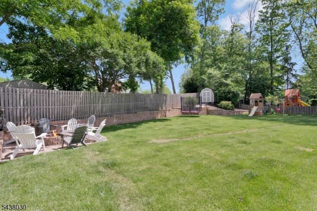 29 Bradford St, New Providence Boro, NJ 07974