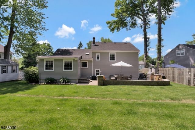 29 Bradford St, New Providence Boro, NJ 07974
