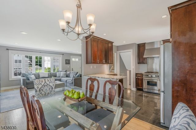 29 Bradford St, New Providence Boro, NJ 07974