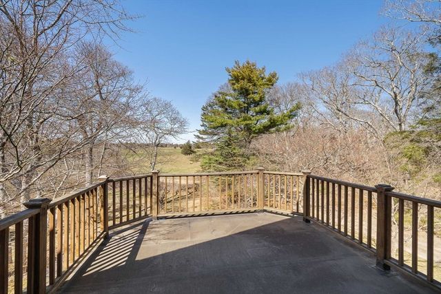 24 Beetle Swamp Rd, Edgartown, MA 02539