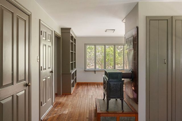24 Beetle Swamp Rd, Edgartown, MA 02539