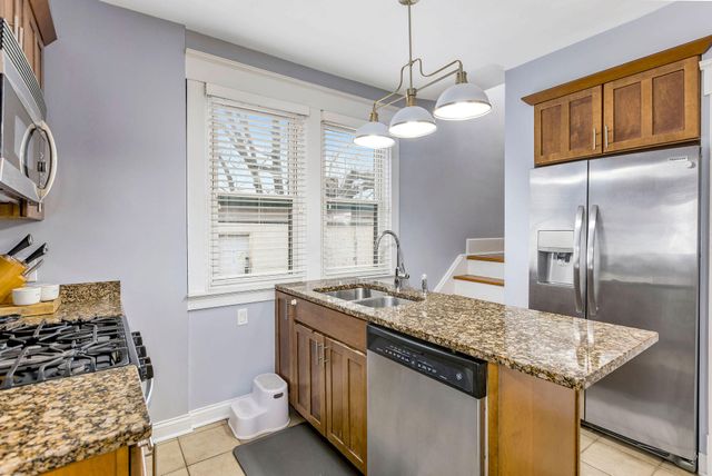 202 W 18th Street, Covington, KY 41011