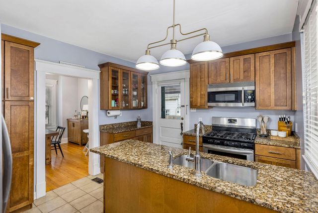 202 W 18th Street, Covington, KY 41011