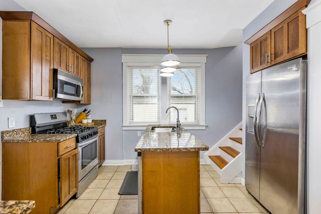 202 W 18th Street, Covington, KY 41011