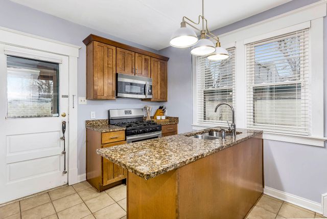 202 W 18th Street, Covington, KY 41011