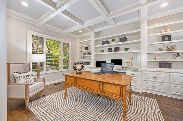 2363 Clubhouse Dr, Rocklin, CA 95765