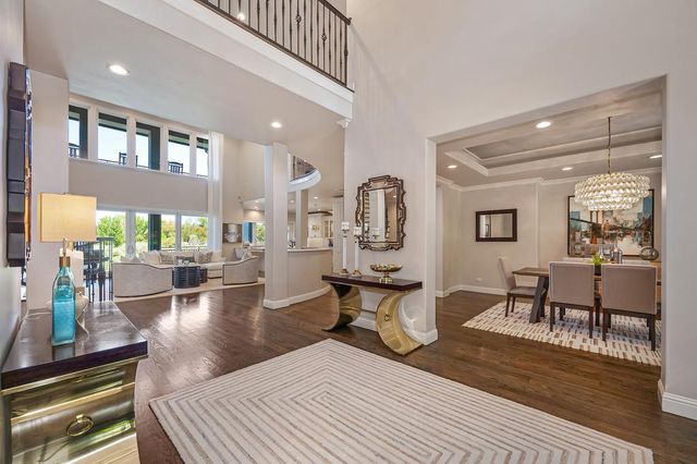 2363 Clubhouse Dr, Rocklin, CA 95765