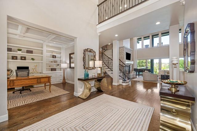 2363 Clubhouse Dr, Rocklin, CA 95765