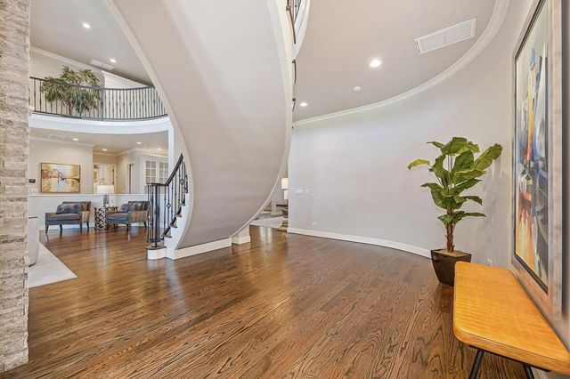 2363 Clubhouse Dr, Rocklin, CA 95765