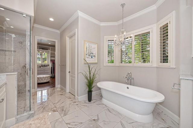 2363 Clubhouse Dr, Rocklin, CA 95765