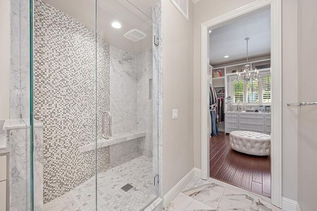 2363 Clubhouse Dr, Rocklin, CA 95765