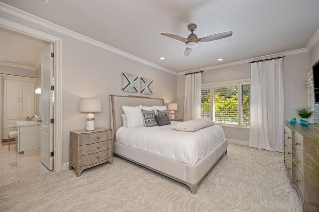 2363 Clubhouse Dr, Rocklin, CA 95765