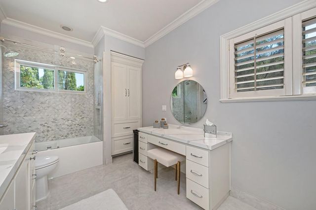 2363 Clubhouse Dr, Rocklin, CA 95765