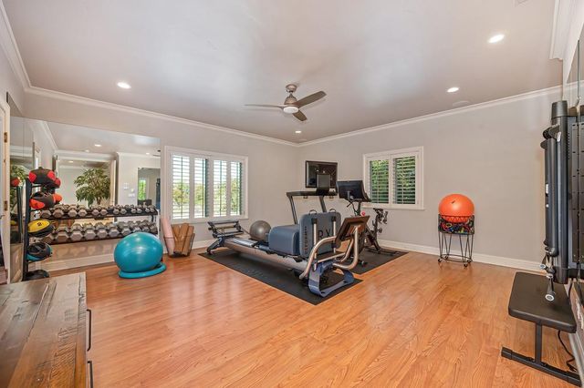 2363 Clubhouse Dr, Rocklin, CA 95765
