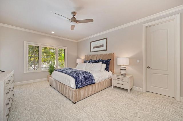 2363 Clubhouse Dr, Rocklin, CA 95765