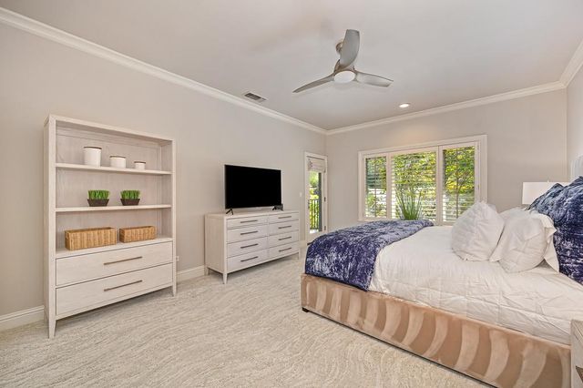 2363 Clubhouse Dr, Rocklin, CA 95765