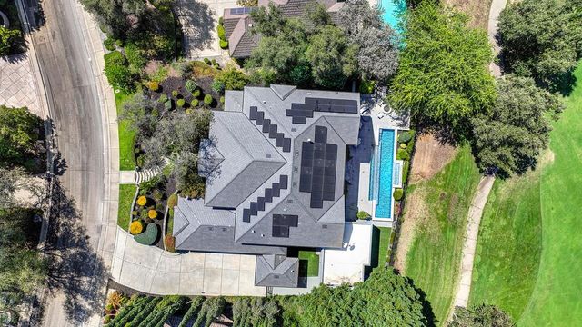 2363 Clubhouse Dr, Rocklin, CA 95765