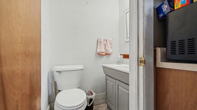 404 W Center Street, Alma, MI 48801