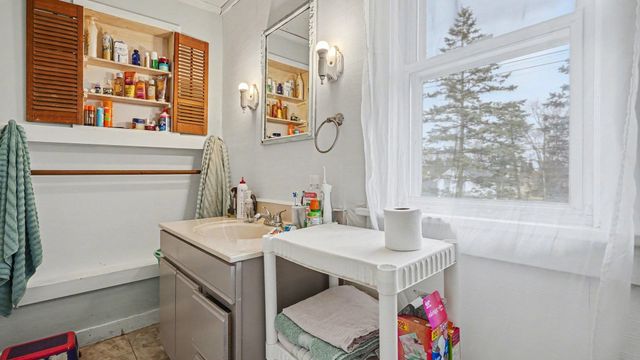 404 W Center Street, Alma, MI 48801