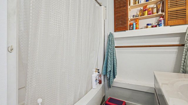 404 W Center Street, Alma, MI 48801