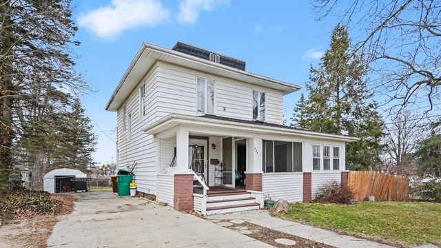 404 W Center Street, Alma, MI 48801